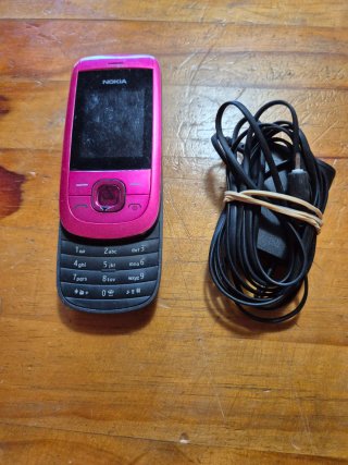 Nokia 2220s Rosa SIN BATERIA