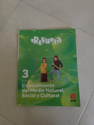 Conocimiento del medio 3 primaria Revuela SM