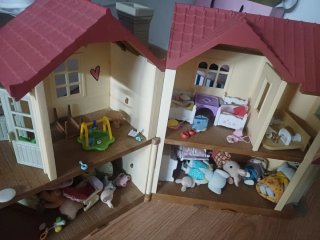 Casa Silvanian Families con accesorios