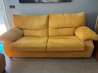 Sofá 2 plazas amarillo tela