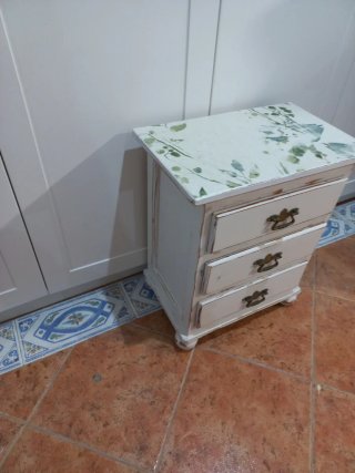 Mesita Noche Shabby Chic Decorada