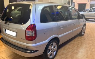 Opel Zafira 2.2 dti
