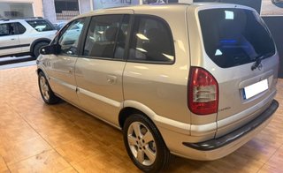 Opel Zafira 2.2 dti