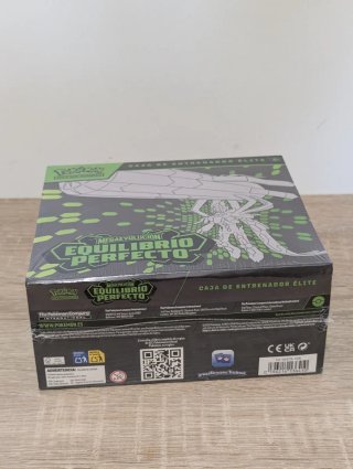 Caja Entrenador Élite Pokémon Equilibrio Perfecto