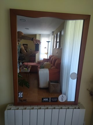Specchio da camera da letto in legno marrone
