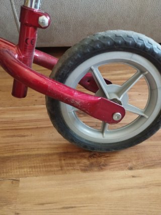 Bicicleta de equilibrio Chicco Roja