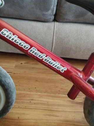 Bicicleta de equilibrio Chicco Roja