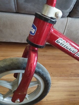 Bicicleta de equilibrio Chicco Roja