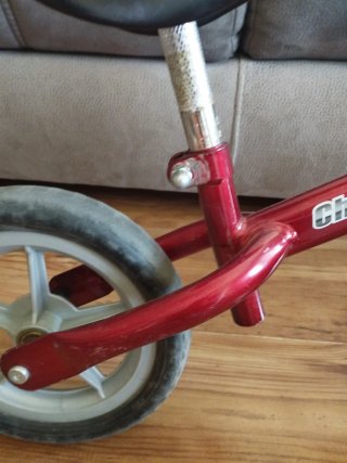 Bicicleta de equilibrio Chicco Roja
