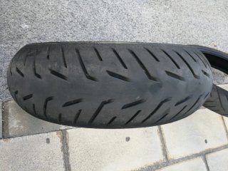 Neumático moto
