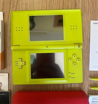 Nintendo DS Lite Verde Lima + iTouchDS + funda