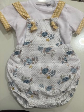 Conjunto pelele y camiseta tortugas marinas