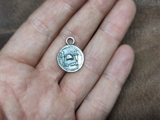 Collar moneda Eid Mar en Plata de Ley