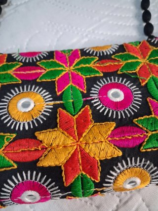 Bolso Queen Multicolor Bordado