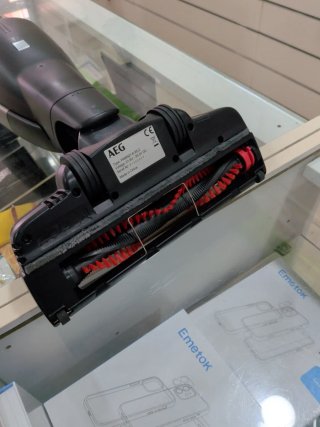 Aspiradora Escoba AEG QX9 25,2V