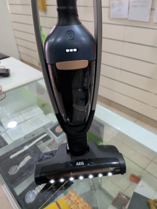 Aspiradora Escoba AEG QX9 25,2V
