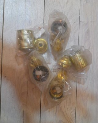 PORTALAMPADE IN METALLO VINTAGE ATTACCO E27 nuovi