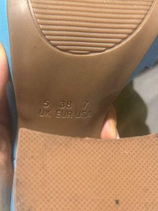 Tacones azules Primark puestos una vez