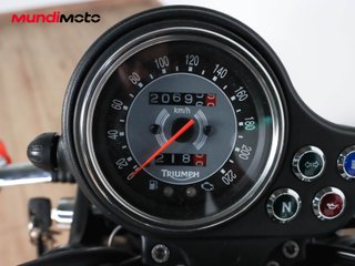 TRIUMPH BONNEVILLE T100