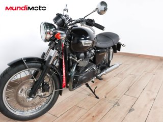 TRIUMPH BONNEVILLE T100