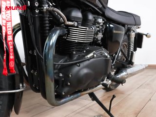 TRIUMPH BONNEVILLE T100