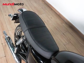 TRIUMPH BONNEVILLE T100