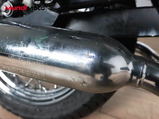 TRIUMPH BONNEVILLE T100