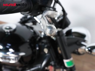TRIUMPH BONNEVILLE T100