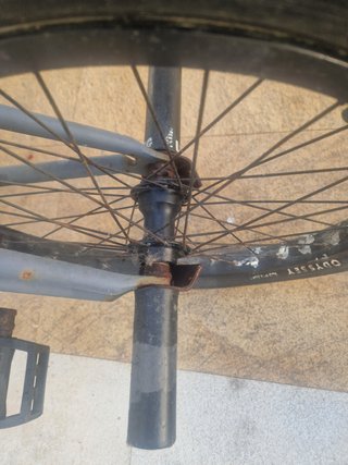 Bicicleta BMX gris