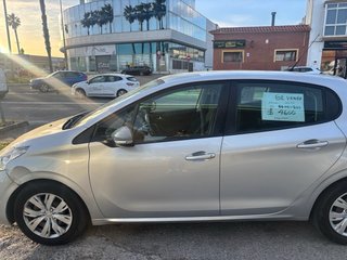 Peugeot 208 2014