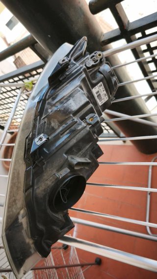 Faro derecho Volkswagen Polo 09-14 Original