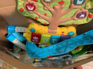 Mantita de juegos Vtech amigos en el parque “