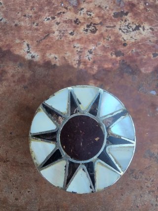 Cajita antigua Nácar Sol