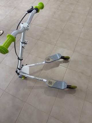 Patinete Funbee blanco y verde
