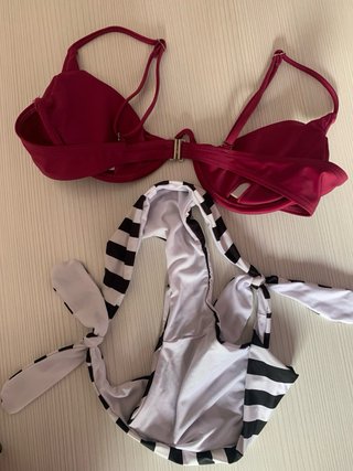Bikini dos piezas morado negro y blanco