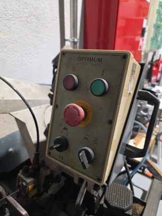 Sierra de cinta OPTIMUM S210G para metales