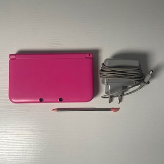 Nintendo 3DS XL Rosa + Accesorios