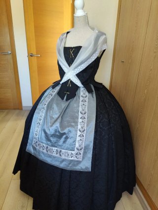 Traje Huertana Negro sin estrenar