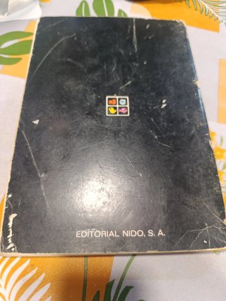 Libro antiguo de cria canarios . 1975