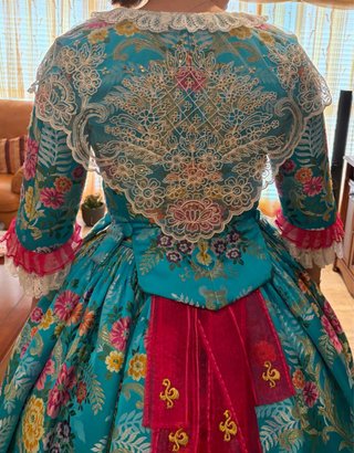 Traje de Fallera Azul con Flores