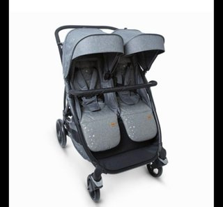 Silla gemelar gris con estrellas