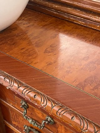 Mueble buffet vintage convertido en lavabo