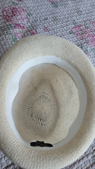 Sombrero Sfera Beige con Cinta Floral