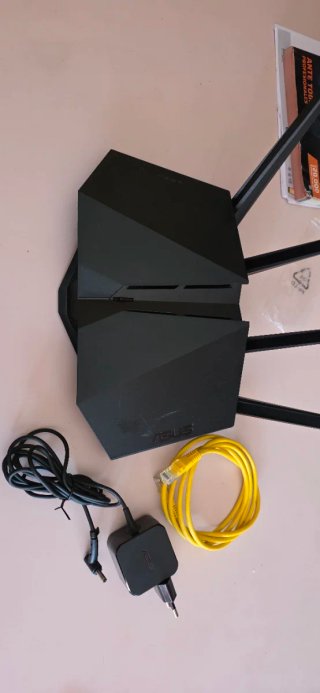 Router ASUS RT-AX82U AX5400 WiFi 6