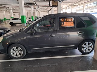KIA Carens 2009