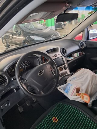 KIA Carens 2009