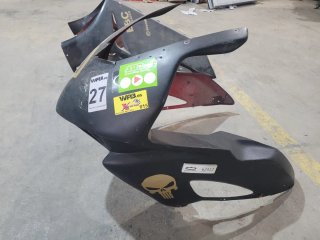 Carenados Fibra Moto Deportiva Negro/Dorado