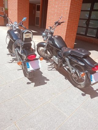 2x Suzuki Cruiser Negra - ¡Ocasión!