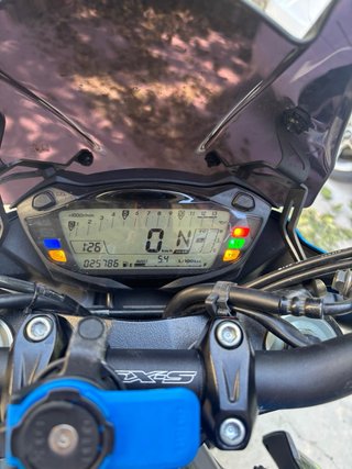 Suzuki GSXS 750 Naked Azul/Negra