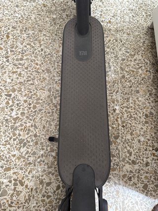 Patinete Eléctrico Xiaomi Mi Essential